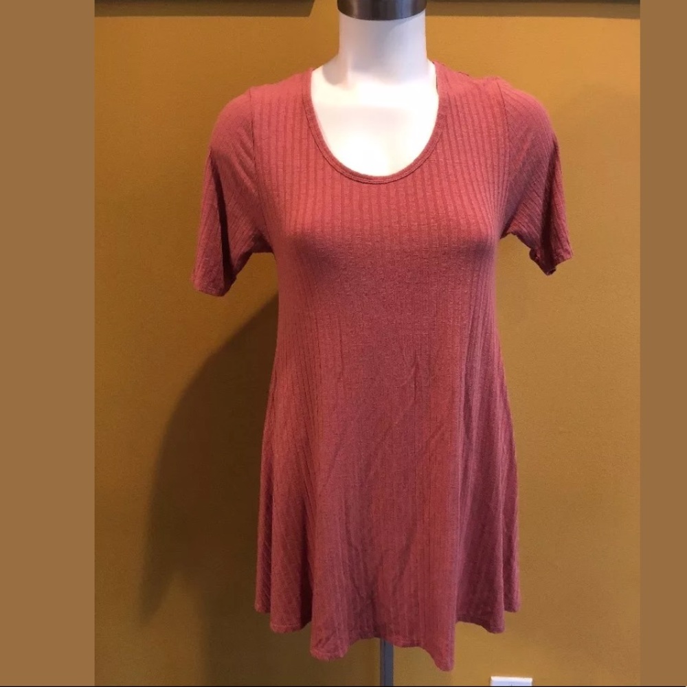 LuLaRoe perfect t ribbed dusty rose sIze xxs